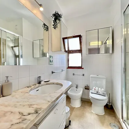 Skylight 2 With Pool By Homing Apartament